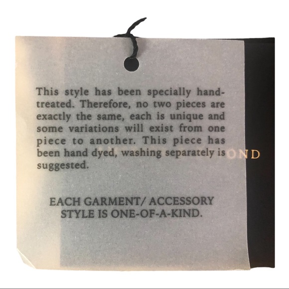 America & Beyond Leopard Print Yule XL Tote Bag W/ Tassel NWT - Picture 6 of 16